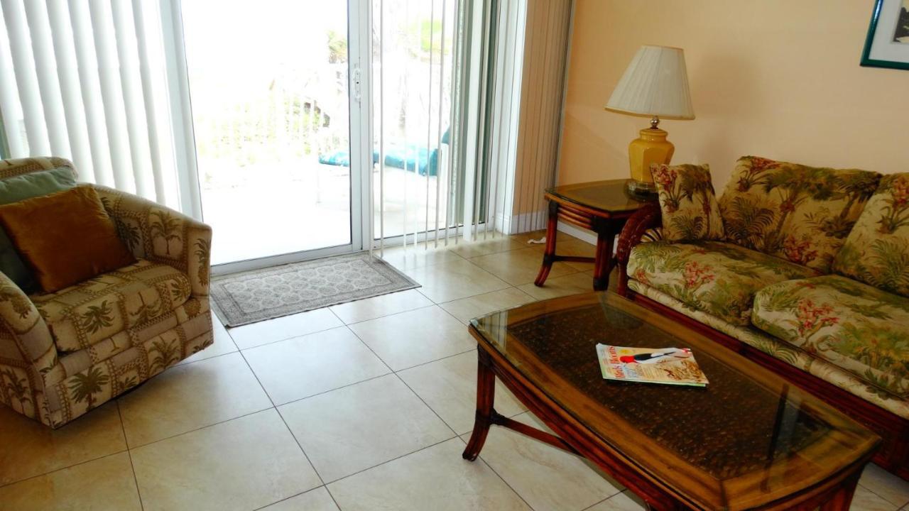 Ocean Beach Villas Unit 203- Direct Oceanfront Condo! Cocoa Beach Exteriér fotografie